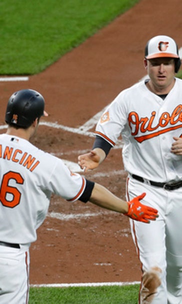 Jones enjoys productive return as Orioles beat Yankees 10-4 (May 31, 2017)